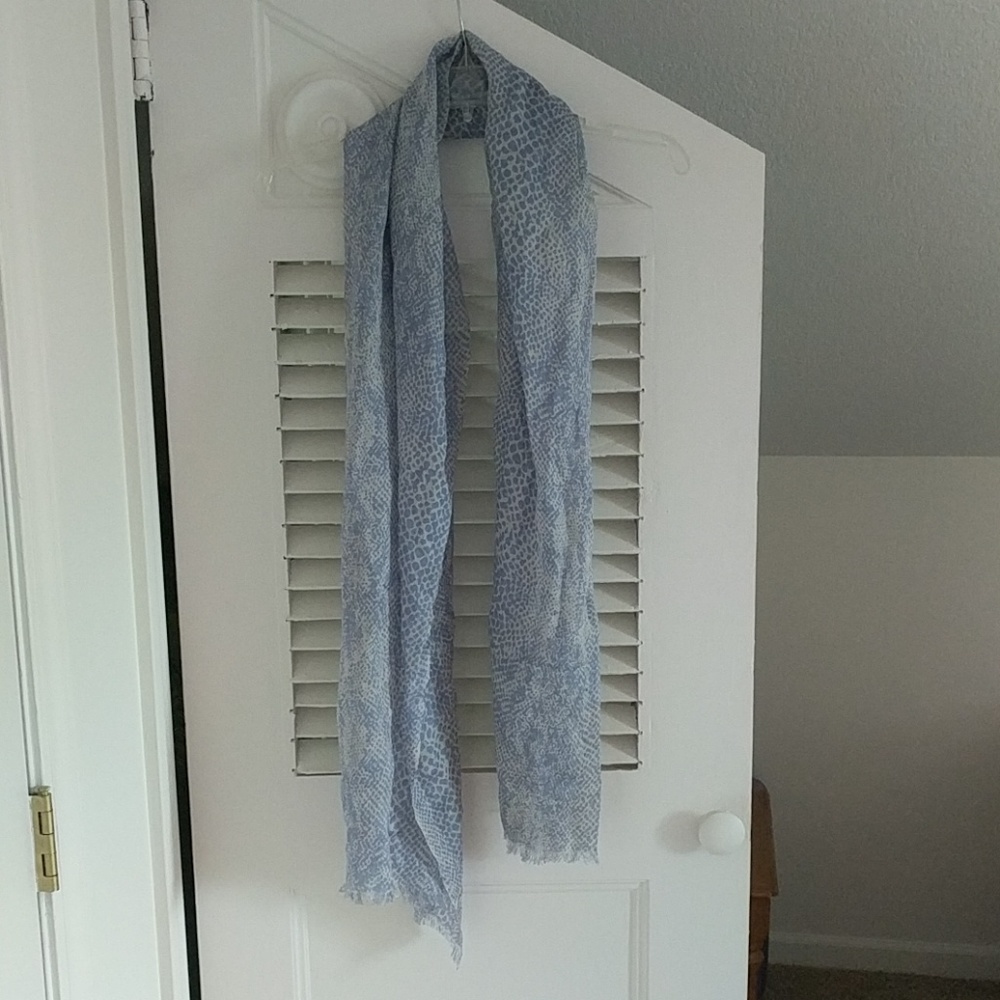 Banana Republic silk/wool scarf